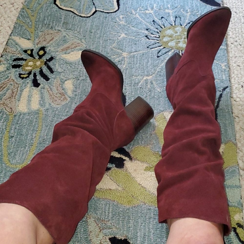 Burgundy Steve Madden Savas Boots size 8